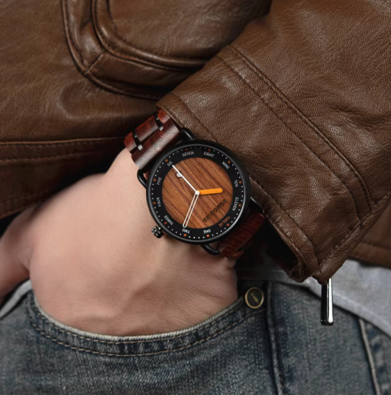 Unique Wooden Quartz Minimalist Dial Casual Customized Wristwatch